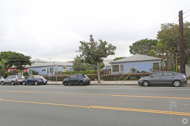 2010 Ocean Park Blvd