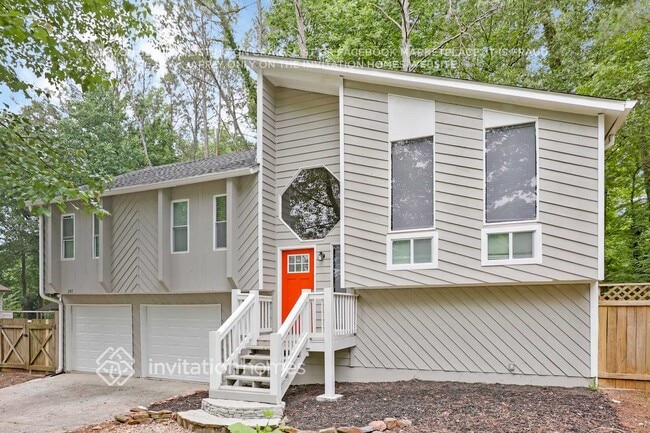 Photo - 242 Rustic Ridge Dr NE