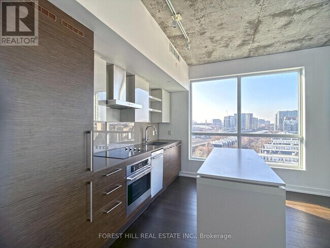 Photo - 1030 King St W Unit 937