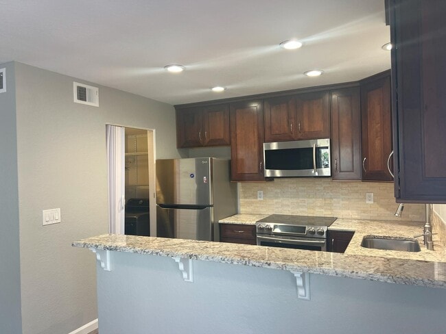 Photo - 11349 Avenida DeLos Lobos Unidad F