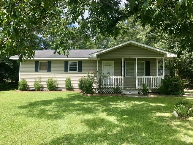 Building Photo - 3 BR 2 bath home on Smart Rd in Troy