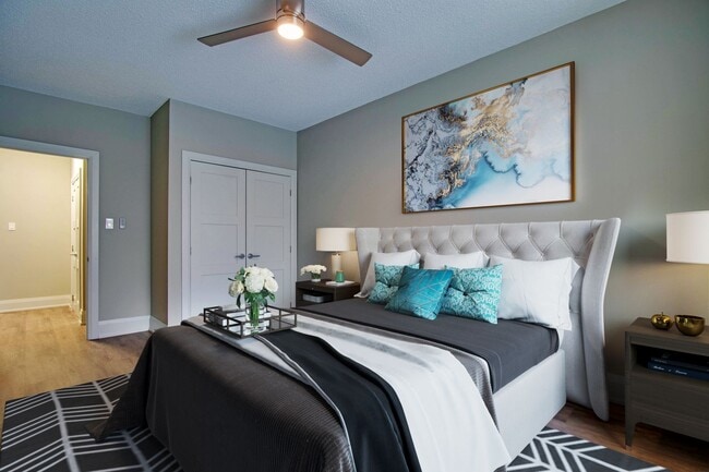 Photo - 79 Grand Ave S