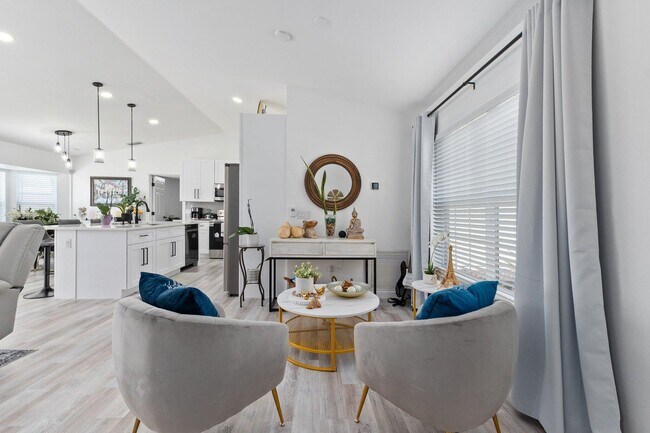 Photo - 5789 NW Belwood Cir