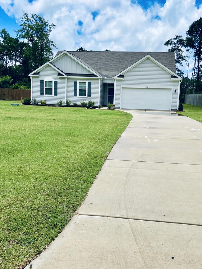 143 Mardella Way House - House Rental in Holly Ridge, NC | ForRent.com