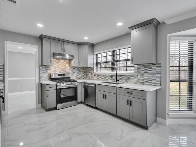 Photo - 1730 Pilgrim Journey Dr