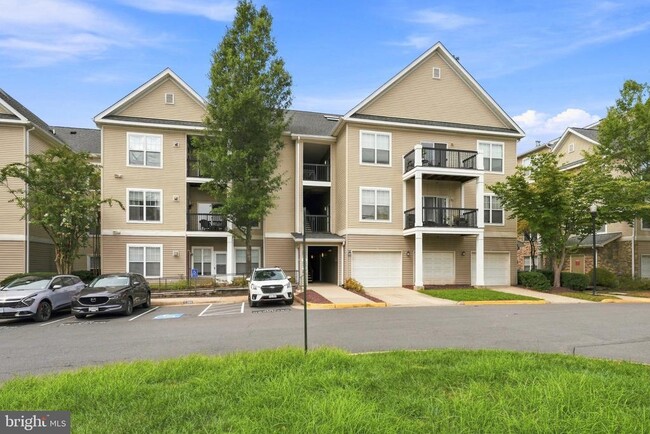 Building Photo - 5124 Brittney Elyse Cir Unit F