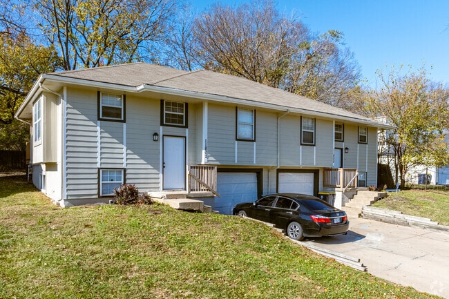Grand Vue Townhomes