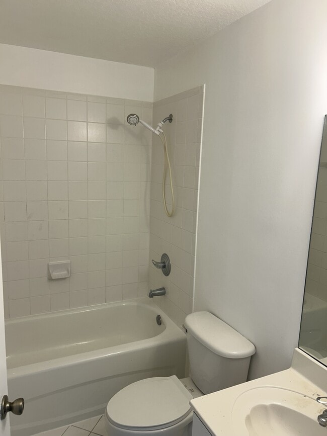 Photo - 2650 SE 12th Pl
