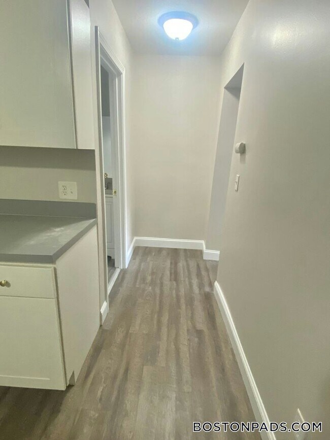 677 Middle St Unit 12