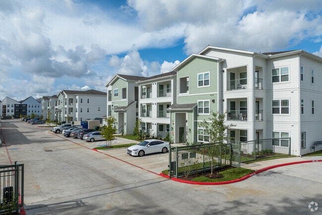 2620 Almeda Genoa Rd Houston, TX 77047