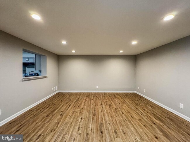 Photo - 117 Villa Knoll Ct