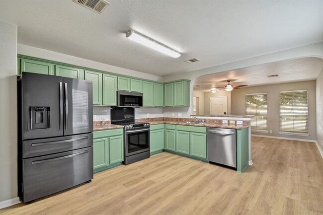 Photo - 1030 Birdsong Ln