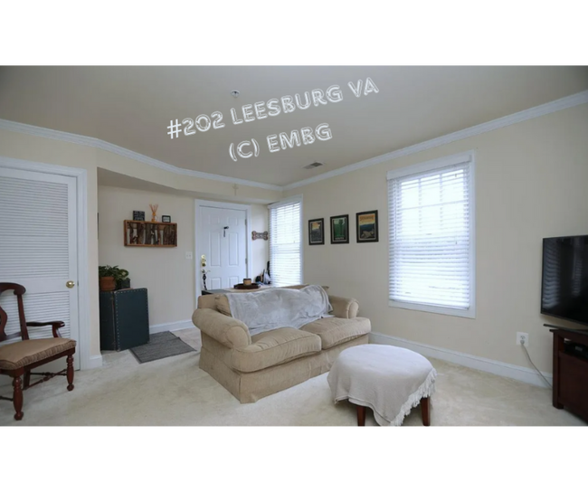 Photo - 102 Dry Mill Rd SW Condo Unit 202