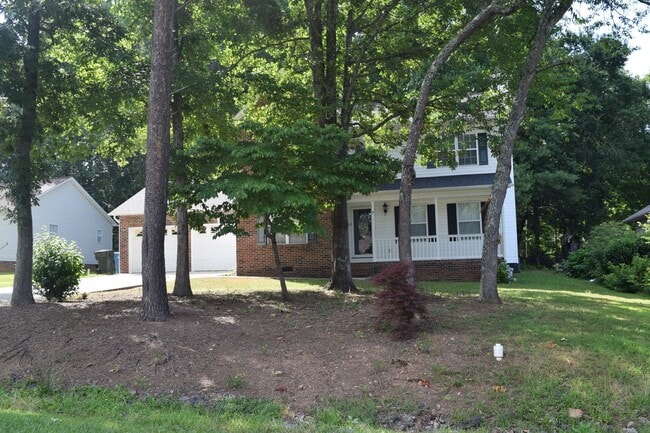 Photo - Spacious and Cozy 3-Bedroom Home in a Grea...
