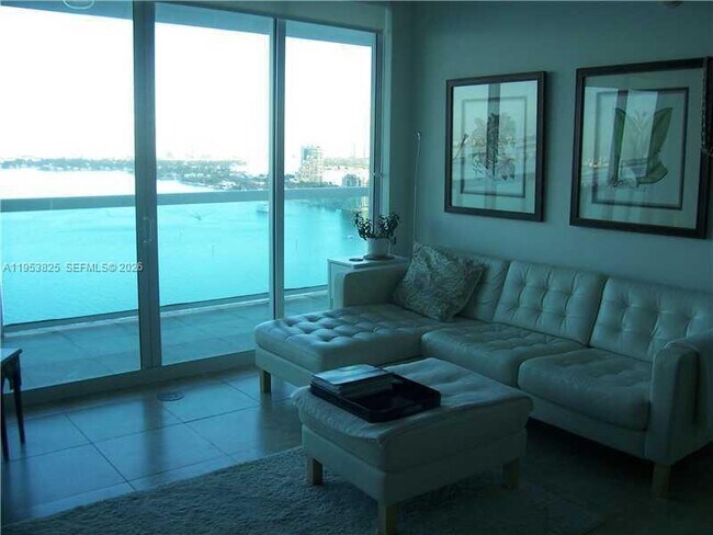 Photo - 1800 N Bayshore Dr Unidad 2505