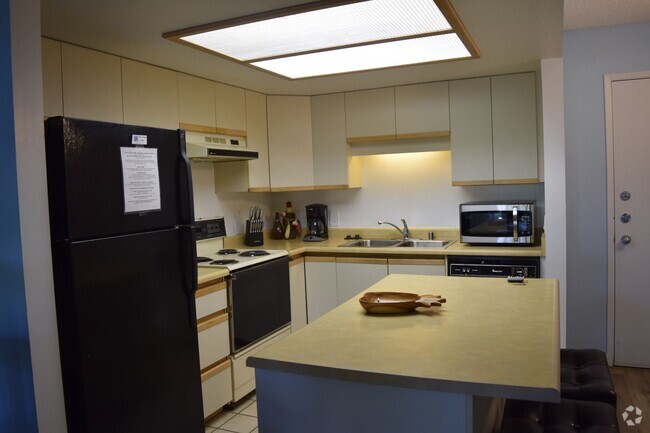 Building Photo - Maui Banyan 1 bd/ 2 ba unit long term furn... Rental