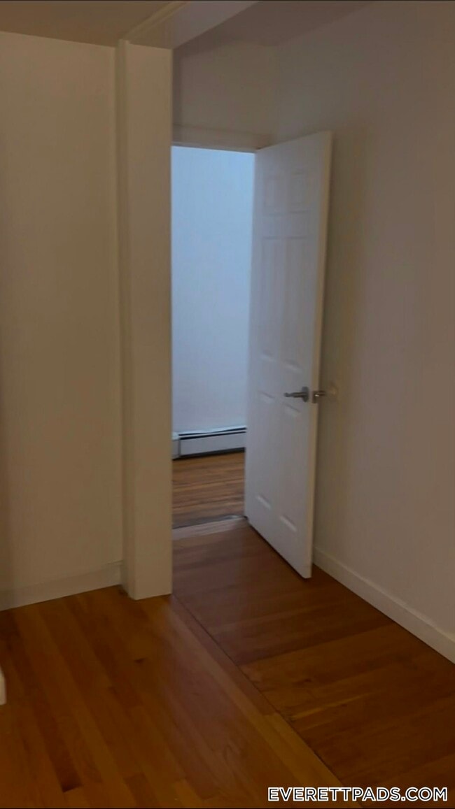 Photo - 121 Hancock St Unidad 1