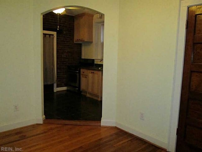 Photo - Ghent Unit C1