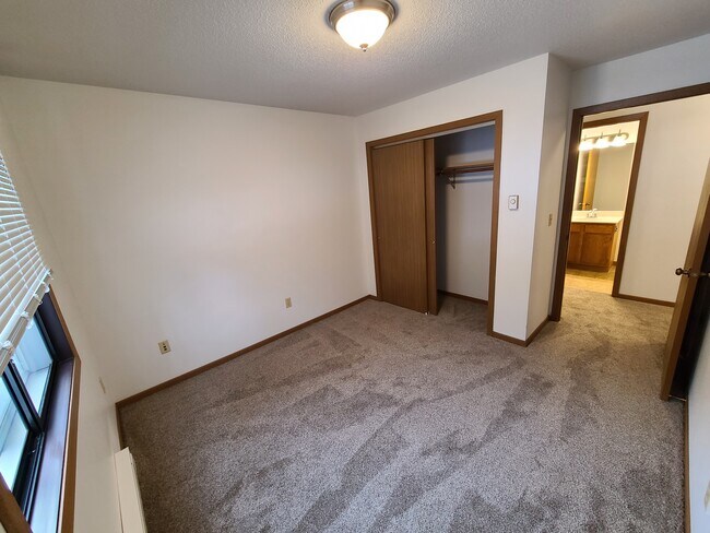 Geneva Terrace Apartments
