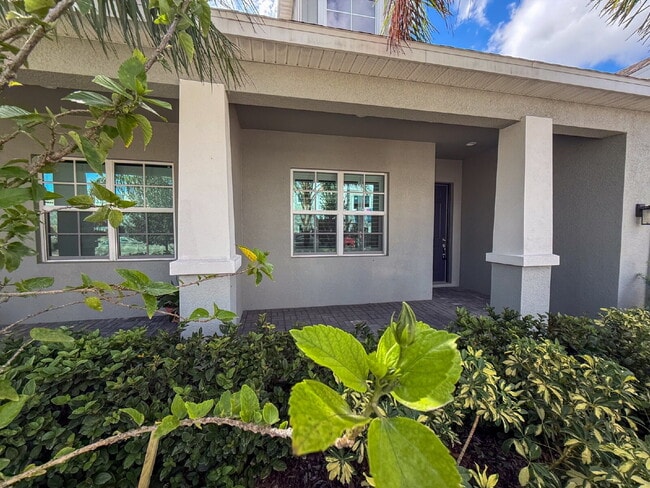 Photo - Elegant  2 bed, 2 bath Villa in BridgeWate...