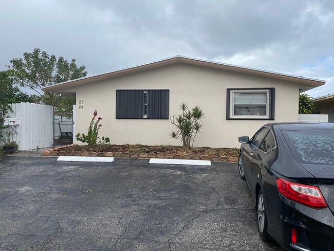 Photo - 22 SW 5th St Unit A