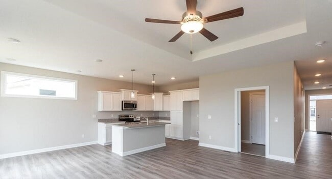 Photo - 610 NE 57th St