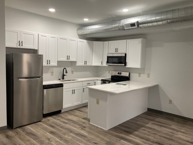 Building Photo - 2515 Frankford Ave Unit 2