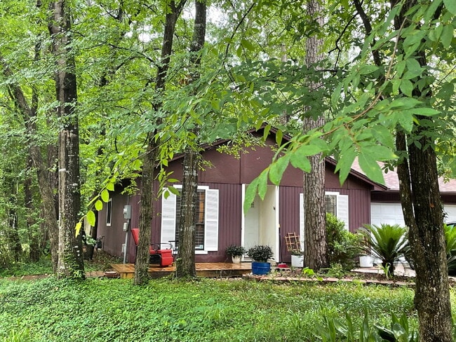 Photo - LOVELY ONE STORY wooded-lot home in the heart of The Woodlands.