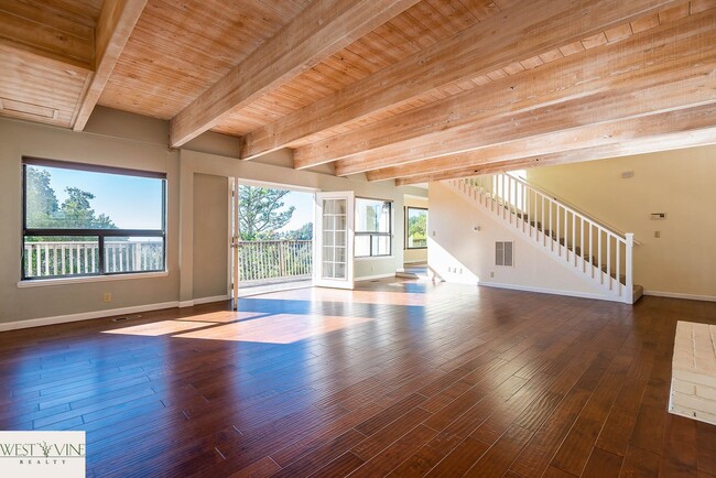 Building Photo - Oceanview Mountain Retreat Home On 3+ Acres