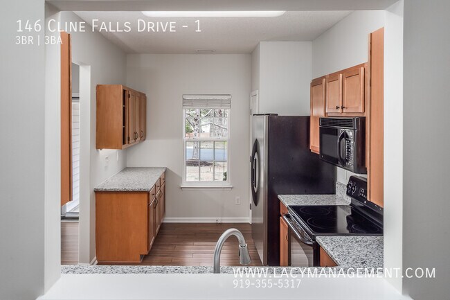 Photo - 146 Cline Falls Dr