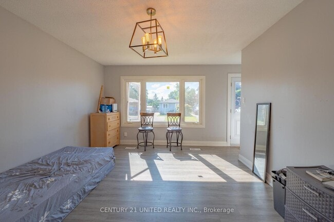 Photo - Main Floor 3 Bedroom Rental – All Inclusiv...