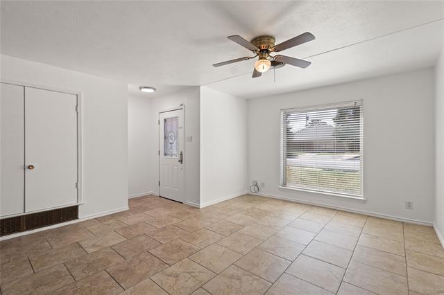 Photo - 3209 N Calais St