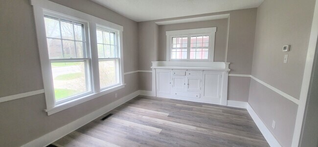 Photo - 2008 N Anthony Blvd