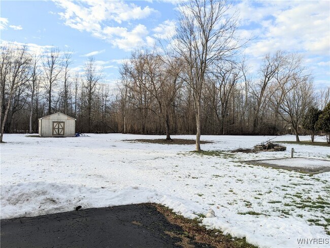 Photo - 6926 Maple Dr