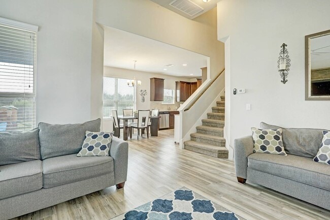 Photo - 5687 Heron Dr