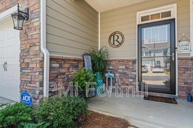 Photo - 310 Bulrush Rd