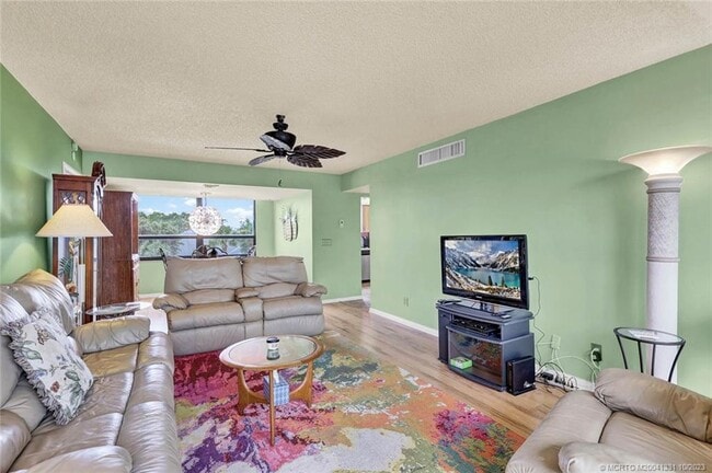 Building Photo - 3392 NE Causeway Blvd Unit 304