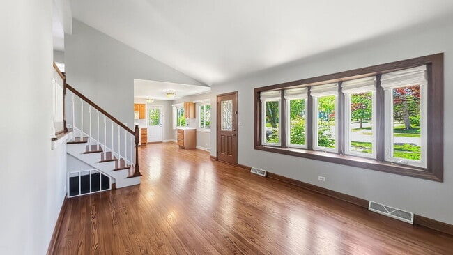 Photo - 1049 S Norbury Ave