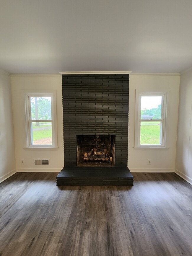 Photo - 5108 Cornwall Dr