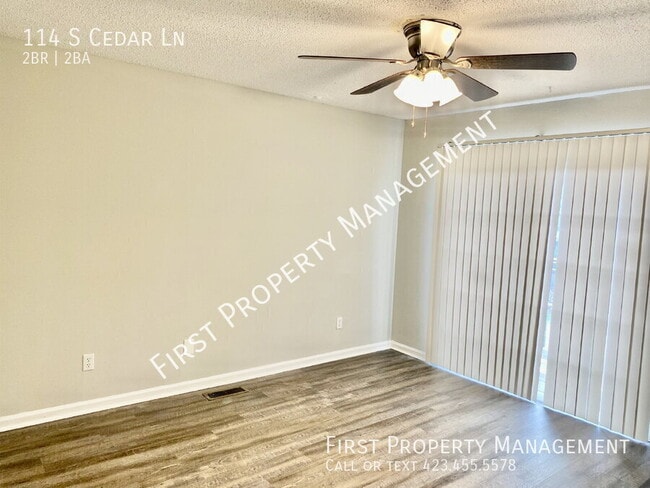 Photo - 114 S Cedar Ln