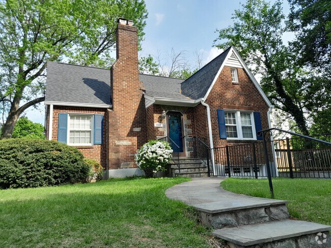 Building Photo - 9803 Dallas Ave Rental