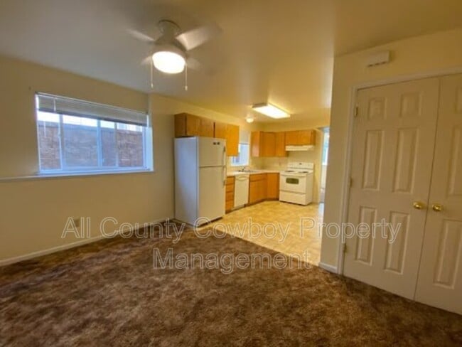 Photo - 509 E Curtis St Unit Apt. 102
