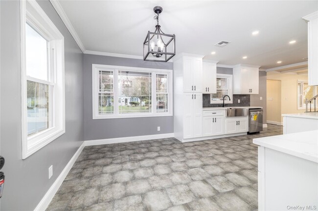 Photo - 38 Heather Ln