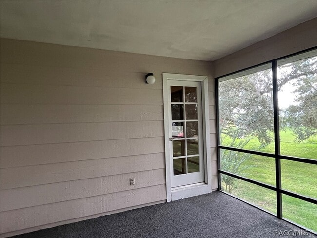 Photo - 600 E Gilchrist Ct