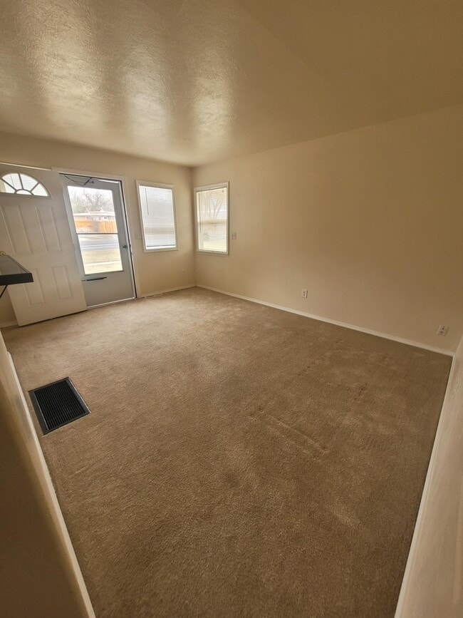 Photo - 1317 E. Las Animas St