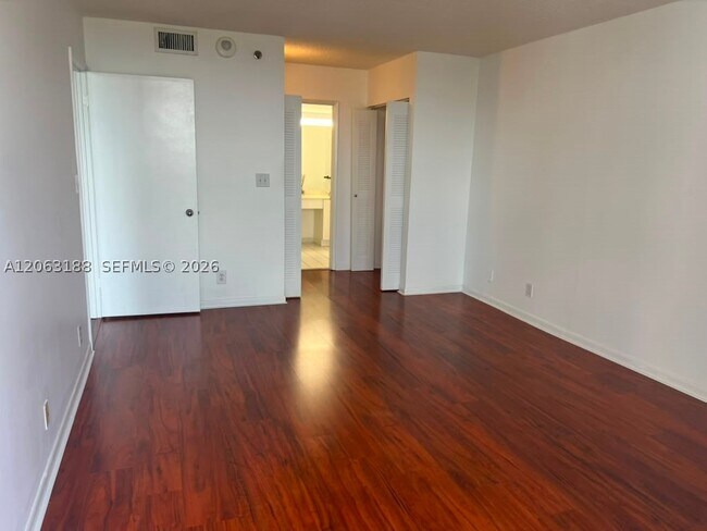 Photo - 3300 NE 192 St Unit 803