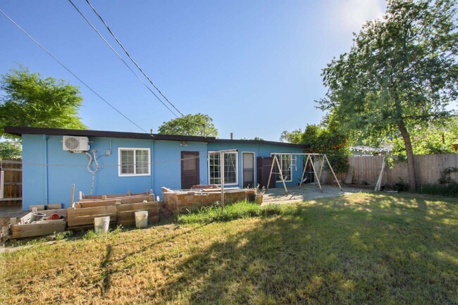 Photo - Old East Davis Rental with Spacious Yard, Bonus Room & Easy Bike Access to UC Davis