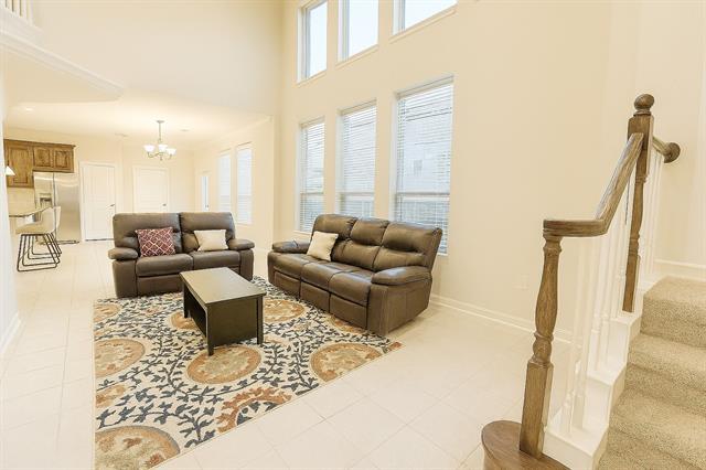 Photo - 6687 DeLeon St