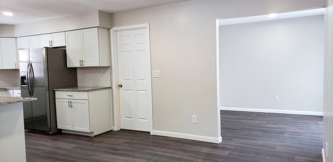 Photo - 351 W Center St