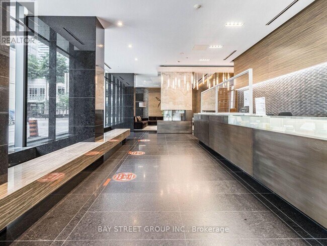 Photo - 770 Bay St. Unit 1909